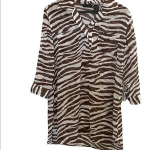 NY&Co Sheer Chiffon Animal Print Beach Coverup Size Small